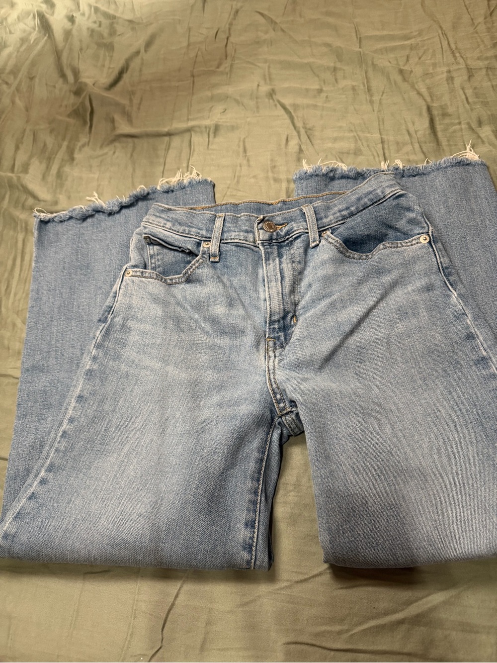 💙 Levi’s 505 Straight Leg Jeans 💙